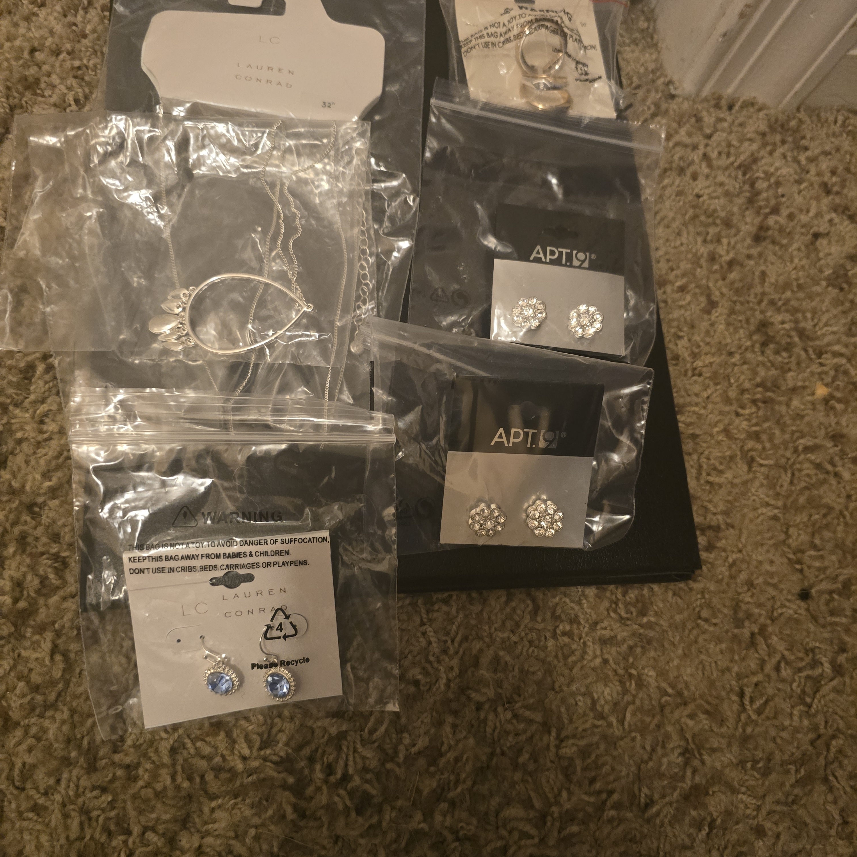 Bundle Of Silver Tone Fashion Jewelry 45$